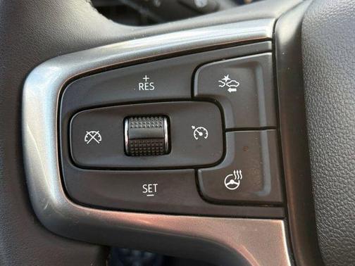 Summit White 2025 Chevrolet Silverado 2500 LT