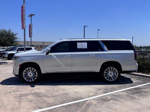 2022 Cadillac Escalade ESV Premium Luxury