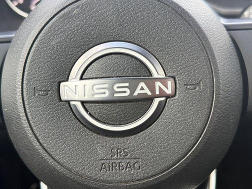 Super Black 2024 Nissan Rogue S
