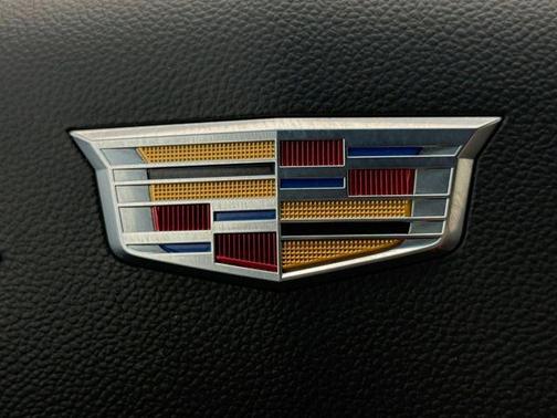 Summit White 2024 Cadillac CT4 Luxury