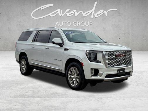 White Frost Tricoat 2023 GMC Yukon XL Denali