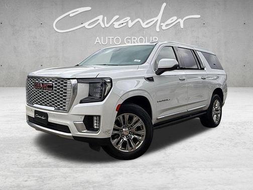 White Frost Tricoat 2023 GMC Yukon XL Denali