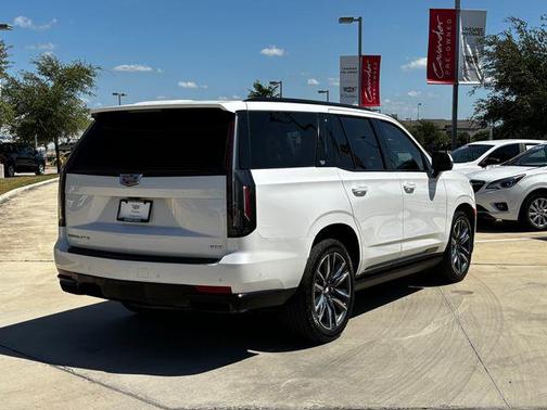 2022 Cadillac Escalade Sport Platinum