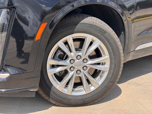 2024 Cadillac XT6 Luxury FWD