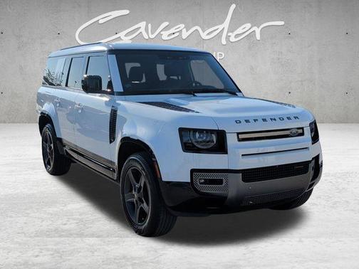 2023 Land Rover Defender 130 X-Dynamic SE