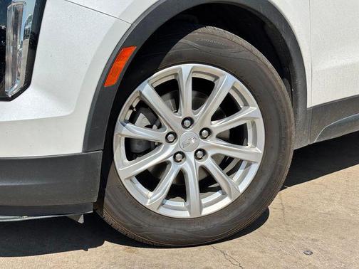 2020 Cadillac XT4 Luxury