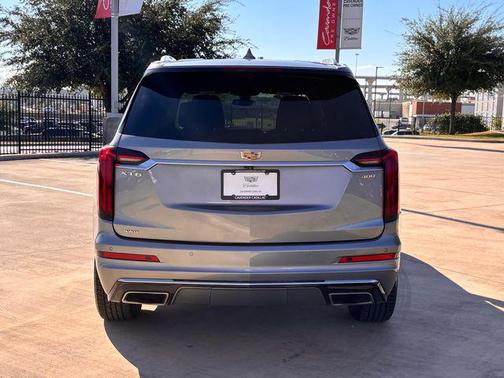 2023 Cadillac XT6 Premium Luxury AWD