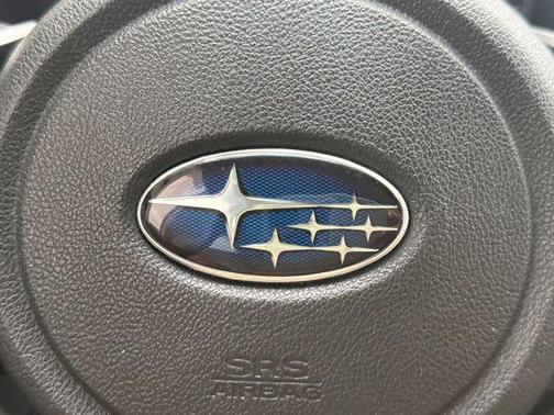 Crystal White Pearl 2021 Subaru Legacy Limited