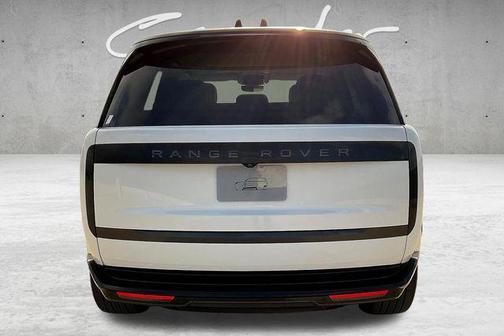 2025 Land Rover Range Rover SE
