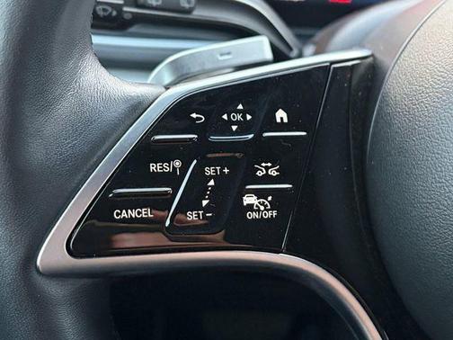Obsidian Black Metallic 2025 Mercedes-Benz GLE 350 Base