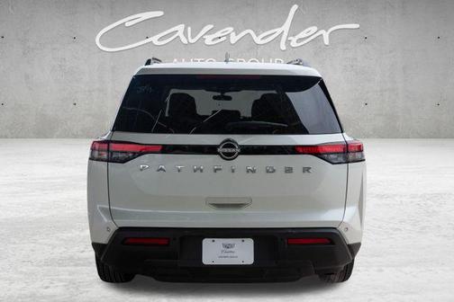 2024 Nissan Pathfinder SV FWD