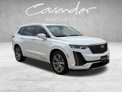 Crystal White Tricoat 2022 Cadillac XT6 Premium Luxury FWD