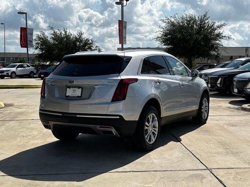 2020 Cadillac XT5 Premium Luxury