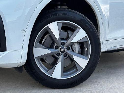 2023 Audi Q5 Prestige 40 TFSI quattro S tronic