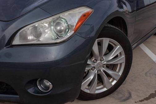 2011 INFINITI M37 Base