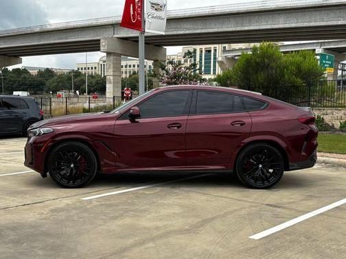 2025 BMW X6 xDrive40i