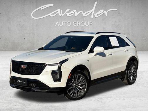 Crystal White Tricoat 2024 Cadillac XT4 Sport