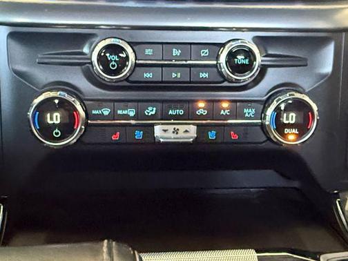Space White Metallic 2021 Ford F-150 Lariat