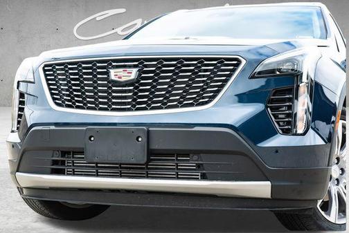 2021 Cadillac XT4 Premium Luxury