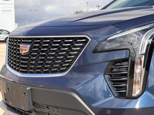 2021 Cadillac XT4 Premium Luxury