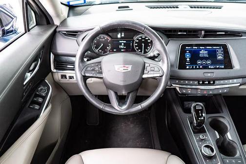 2021 Cadillac XT4 Premium Luxury