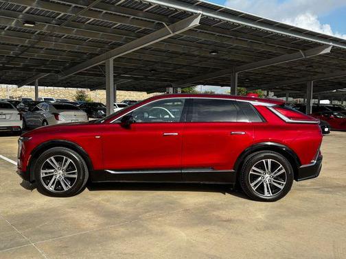 2024 Cadillac LYRIQ Luxury w/1SD