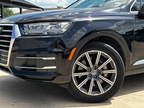 2019 Audi Q7 45 Premium Plus