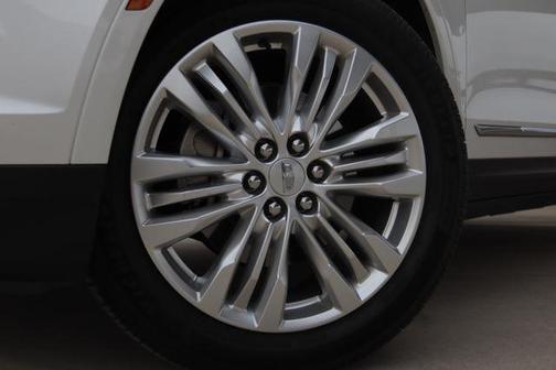 2019 Cadillac XT5 Premium Luxury