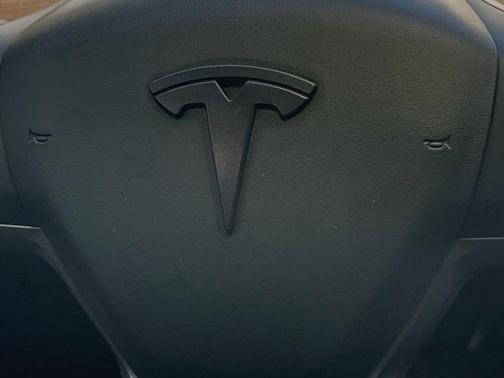 Gray 2023 Tesla Model 3 Standard Range