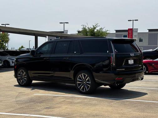 2023 Cadillac Escalade ESV Sport Platinum