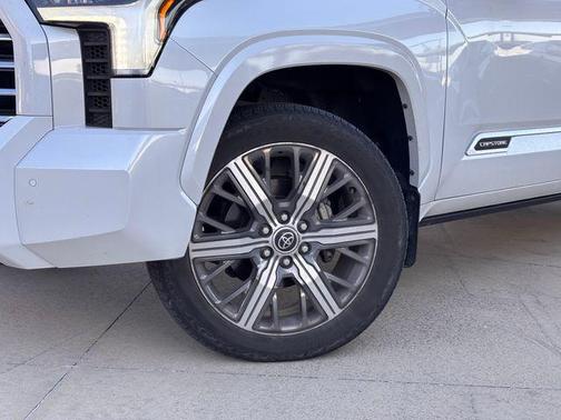 2023 Toyota Tundra Hybrid Capstone