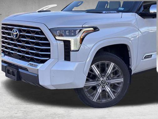 2023 Toyota Tundra Hybrid Capstone