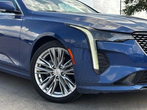 2021 Cadillac CT4 Premium Luxury