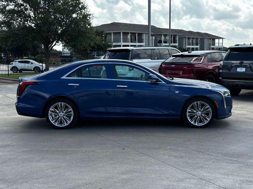 2021 Cadillac CT4 Premium Luxury