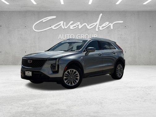 2025 Cadillac XT4 Premium Luxury