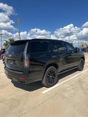 2024 Cadillac Escalade Sport Platinum