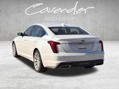 2022 Cadillac CT5 Luxury