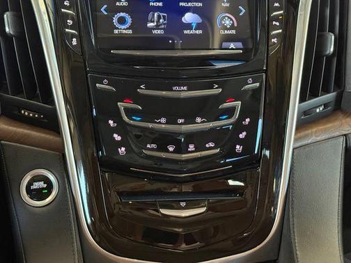 Crystal White Tricoat 2017 Cadillac Escalade ESV Premium Luxury