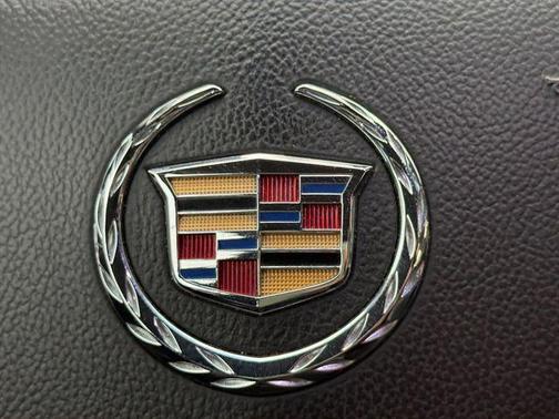 Silver Coast Metallic 2013 Cadillac XTS Luxury