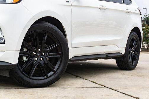 2020 Ford Edge ST