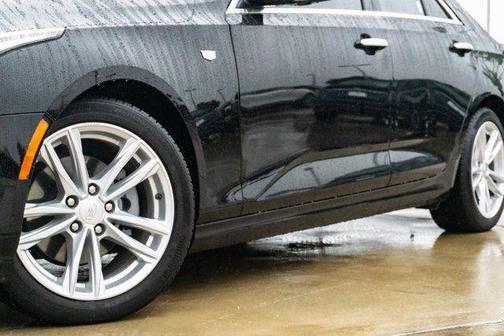2024 Cadillac CT4 Luxury