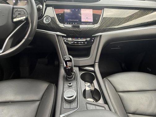 Stellar Black Metallic 2022 Cadillac XT6 Premium Luxury FWD