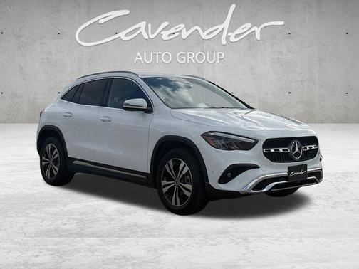 Polar White 2025 Mercedes-Benz GLA 250 4MATIC
