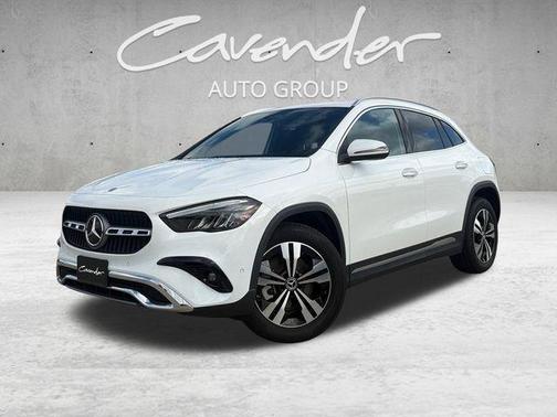 Polar White 2025 Mercedes-Benz GLA 250 4MATIC