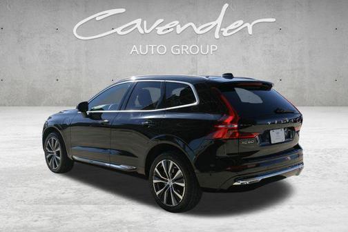 2022 Volvo XC60 Recharge Plug-In Hybrid T8 Inscription Expression