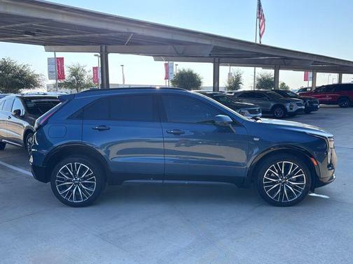 2024 Cadillac XT4 Sport