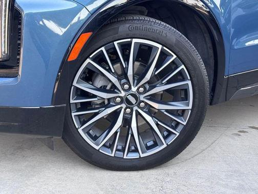 2024 Cadillac XT4 Sport