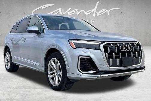 2025 Audi Q7 55 Premium Plus