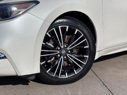 2016 Nissan Maxima 3.5 Platinum