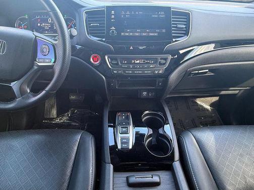 Platinum White Pearl 2020 Honda Passport 2WD Touring